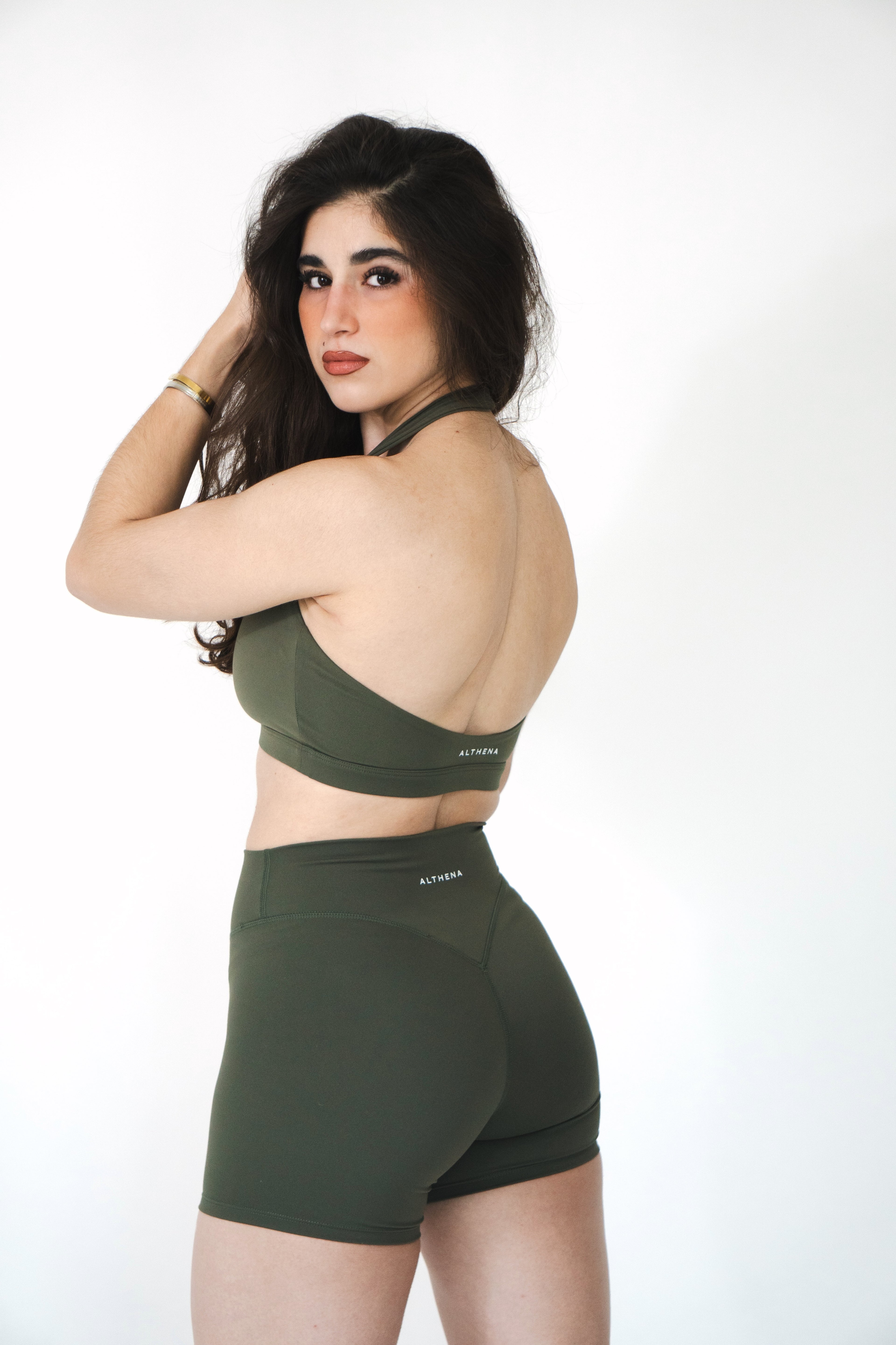 Essence Soft Sculpt Short