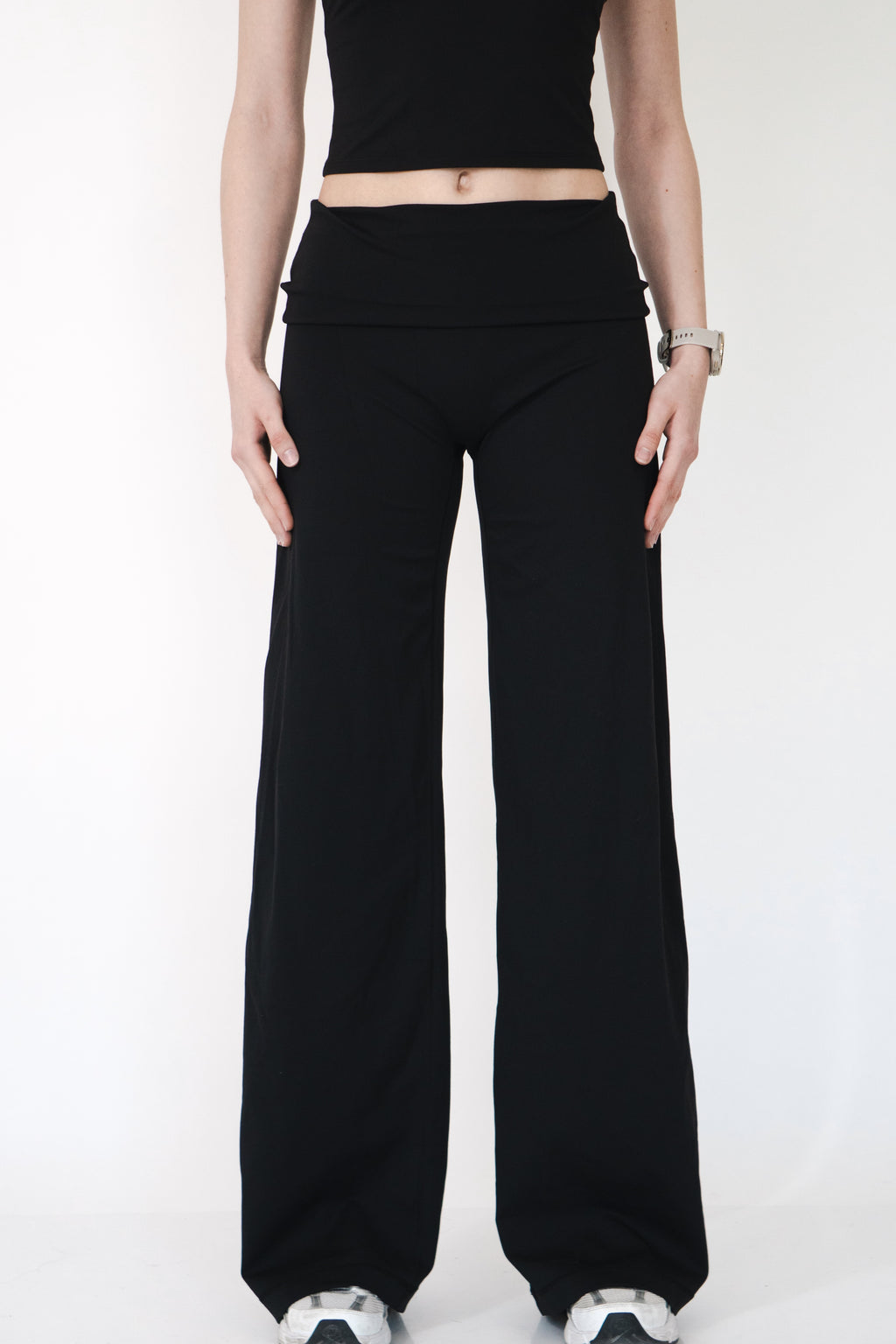 Silhouette Flare Pant