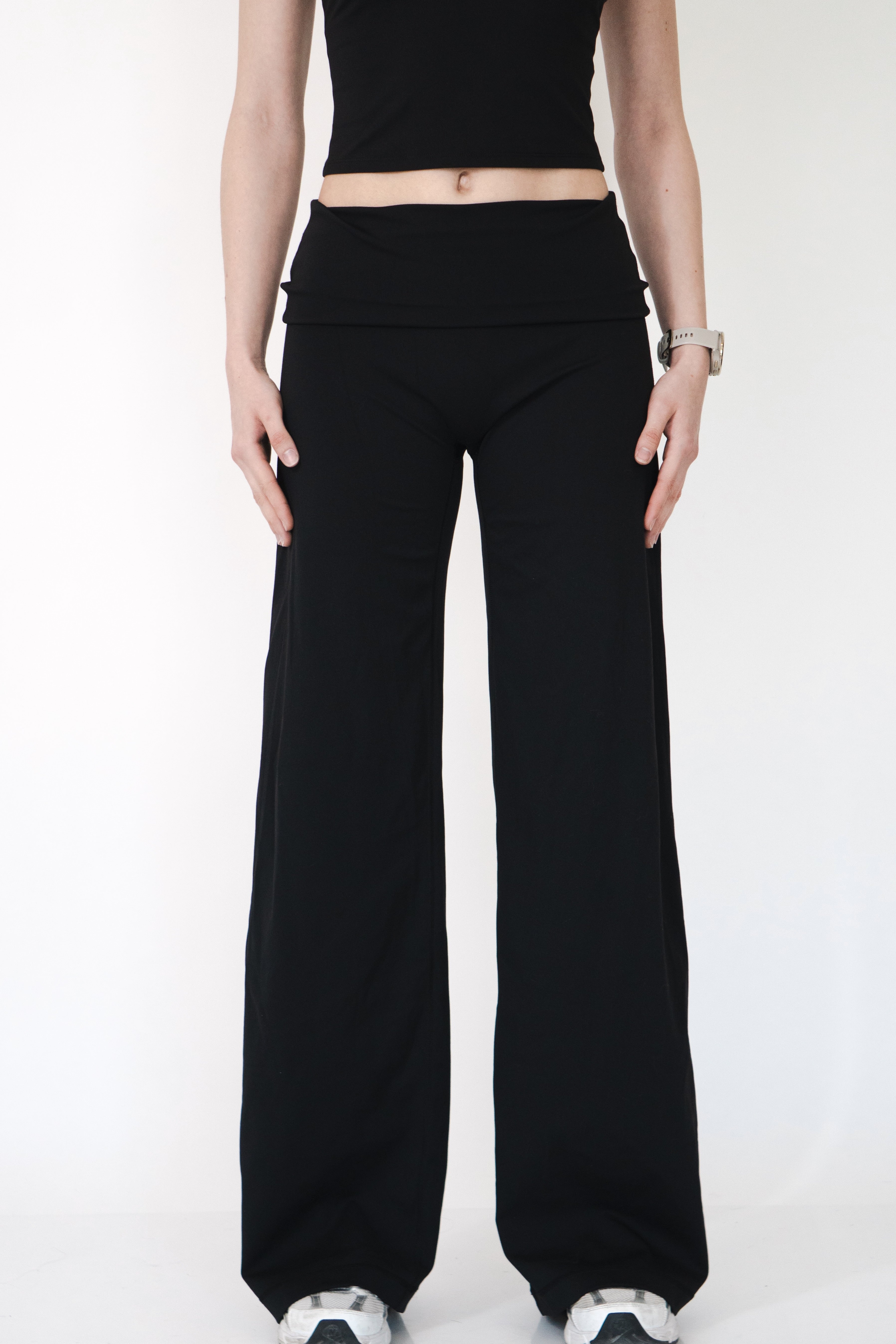 Silhouette Flare Pant