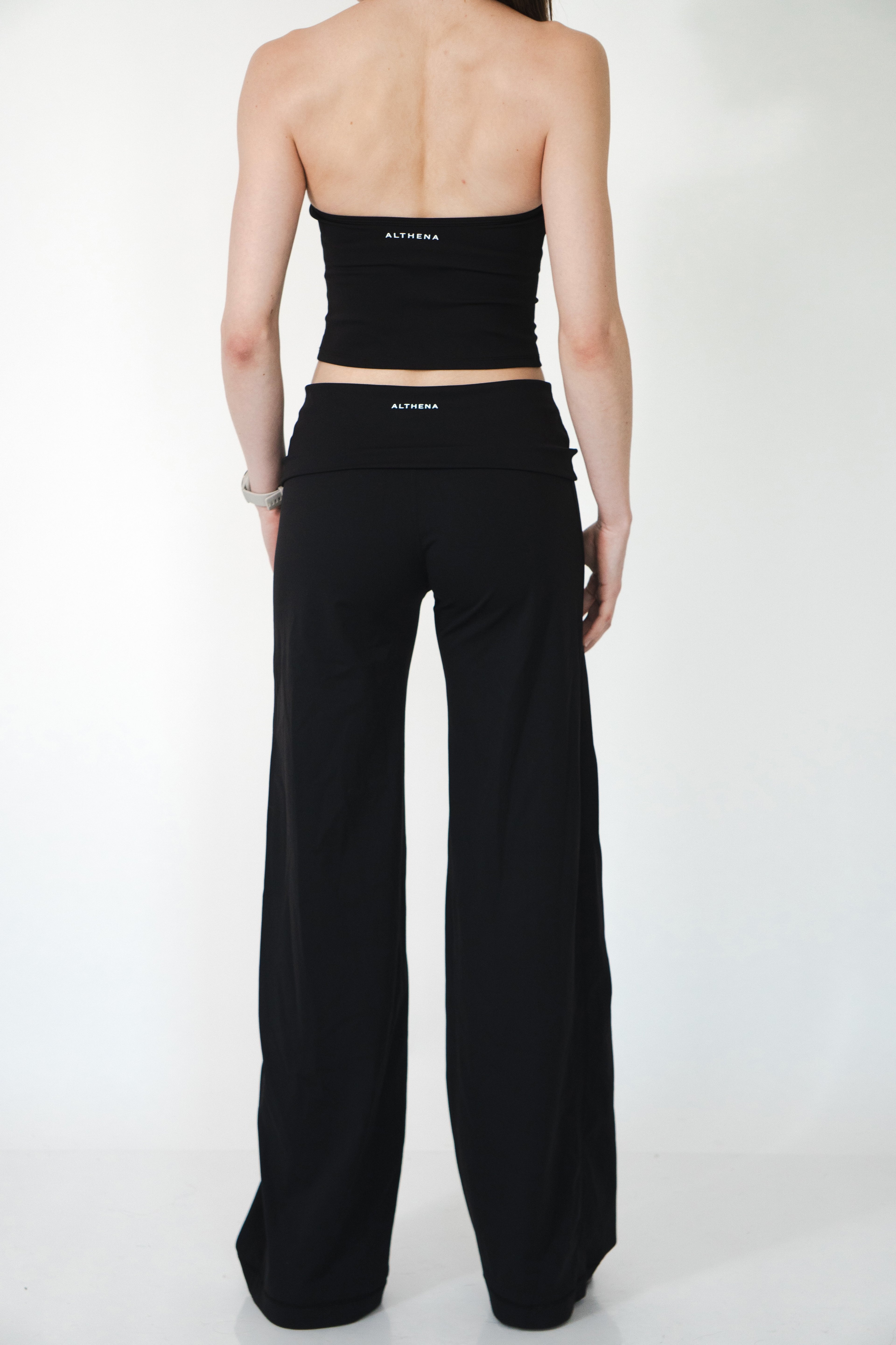 Silhouette Flare Pant